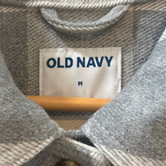 Old Navy Oversized Plaid Soft Brushed Utility Shacket Size Medium - Picture 4 of 5